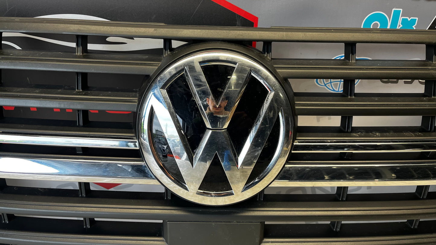 Volkswagen T6.1 20- предна решетка