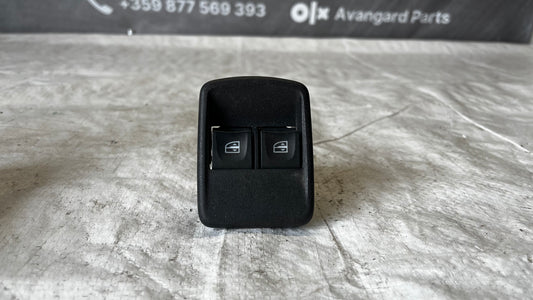 Renault Traffic 18- двойно копче за стъкла на врата