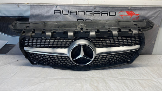 Mercedes CLA C117 предна решетка
