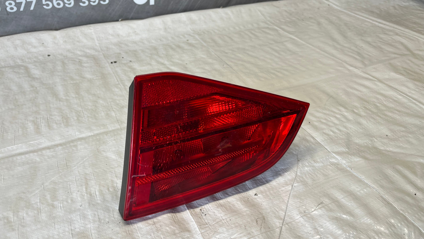 Audi A4 B8 десен стоп