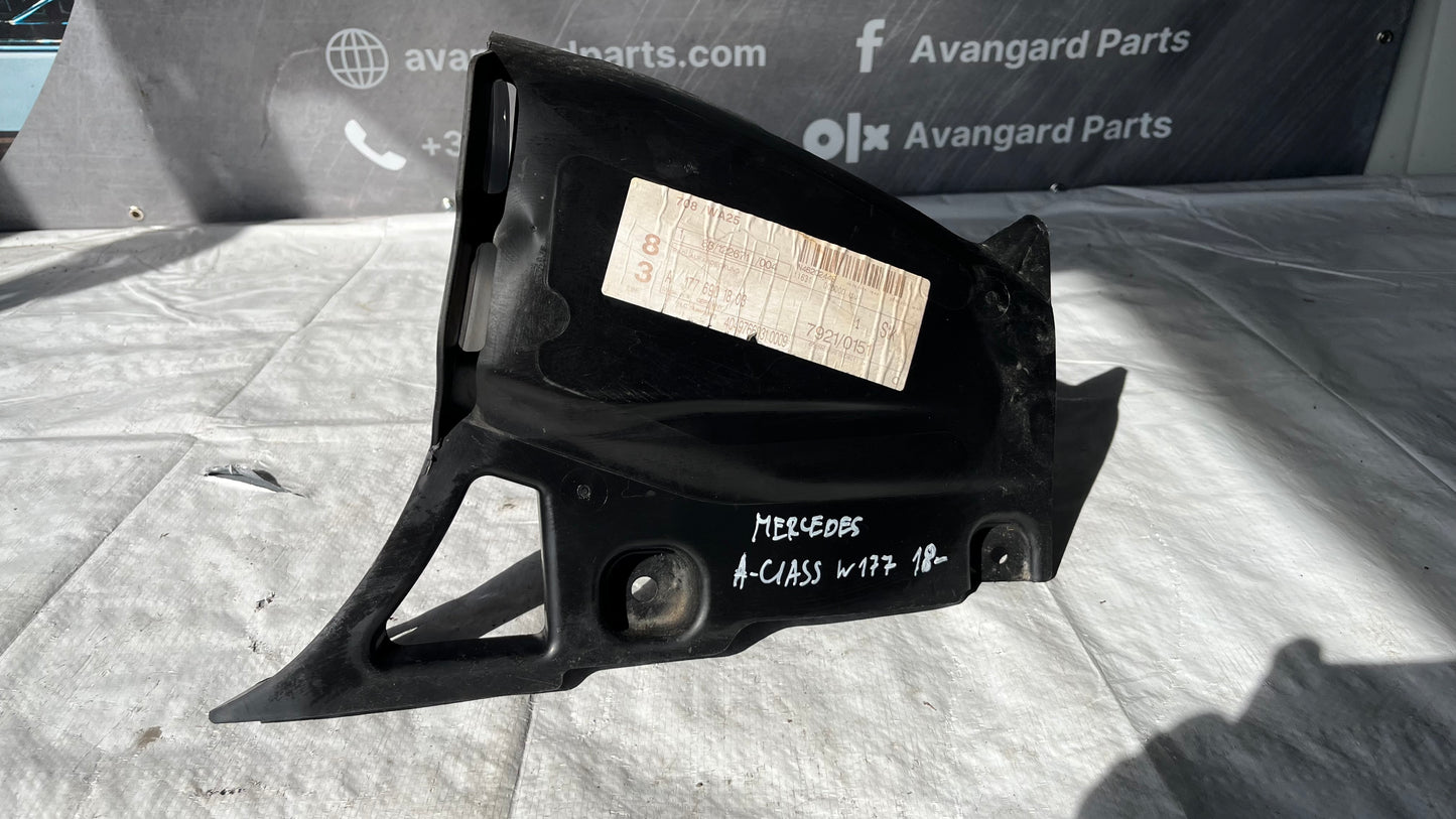 Преден десен подкалник Mercedes A W177 2018-