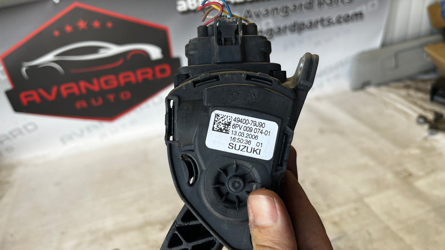 Suzuki SX4 педал за газ