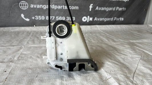 Toyota Yaris 09- брава задна лява