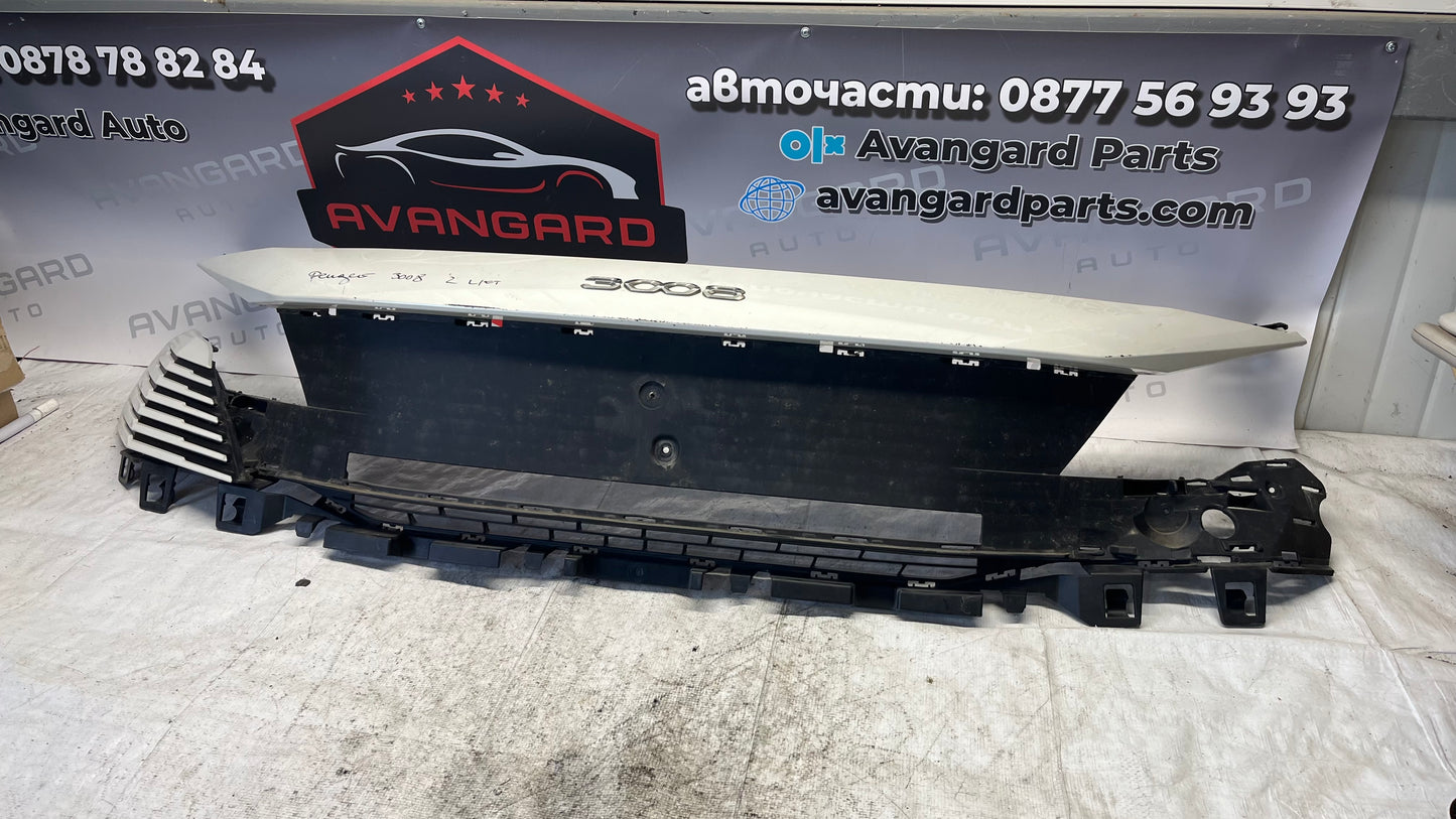 Peugeot 3008 предна решетка
