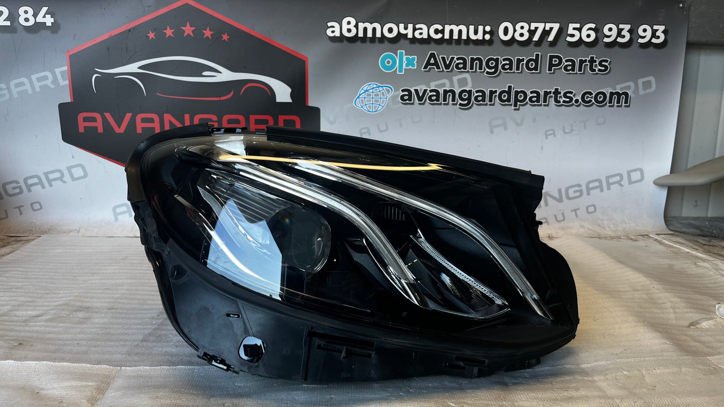 Mercedes E W213 десен фар