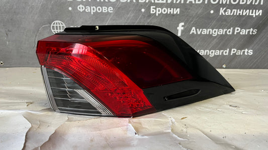 Десен стоп Toyota RAV4 2020-2023