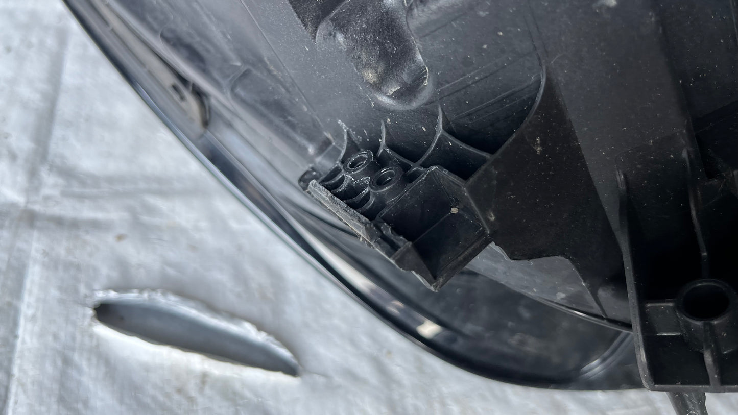Ляв фар Volkswagen ID4 2020-