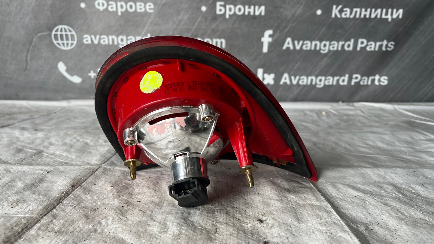 Ляв стоп Volkswagen Golf 5 2004-2008