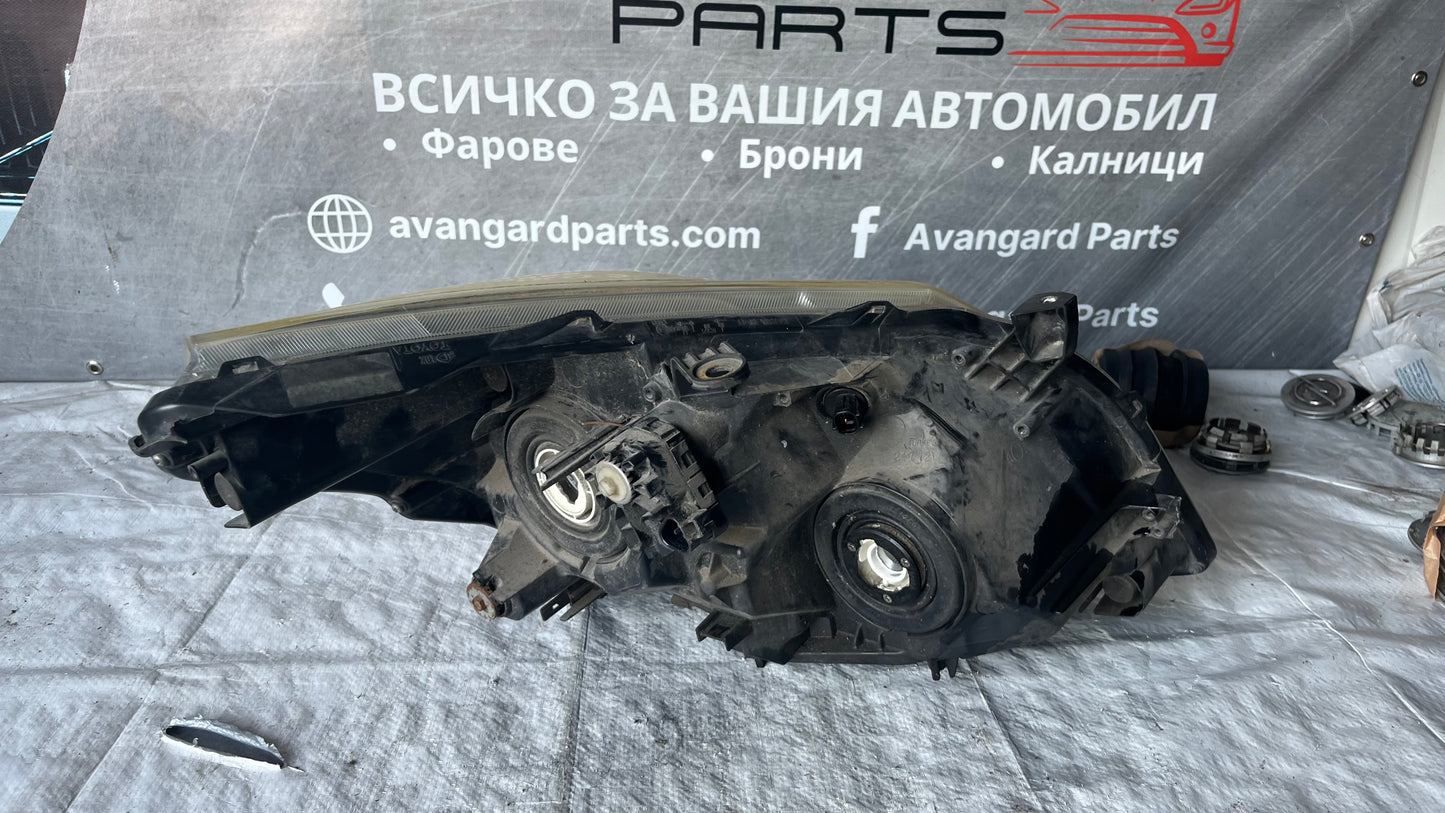 Ляв фар Toyota Verso 2009-