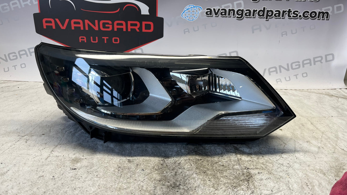 Volkswagen Tiguan десен фар