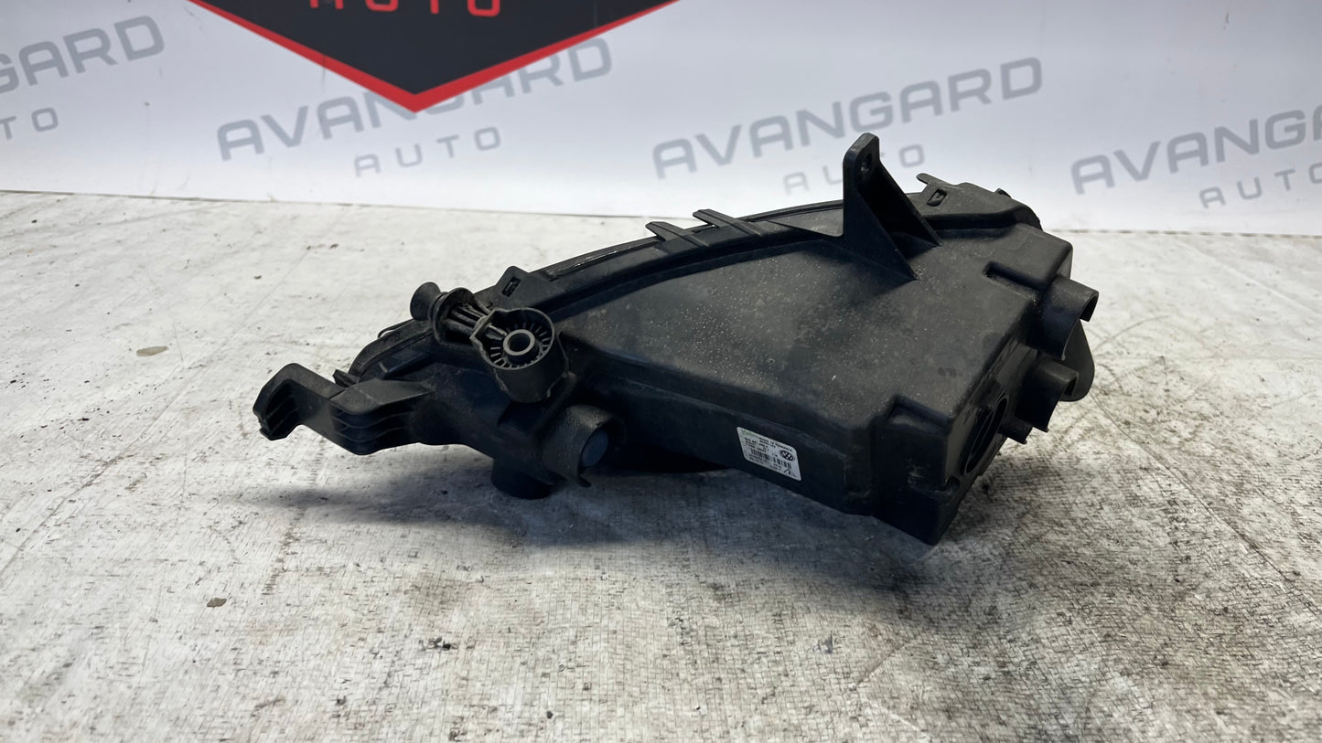 Volkswagen Golf 7 ляв халоген