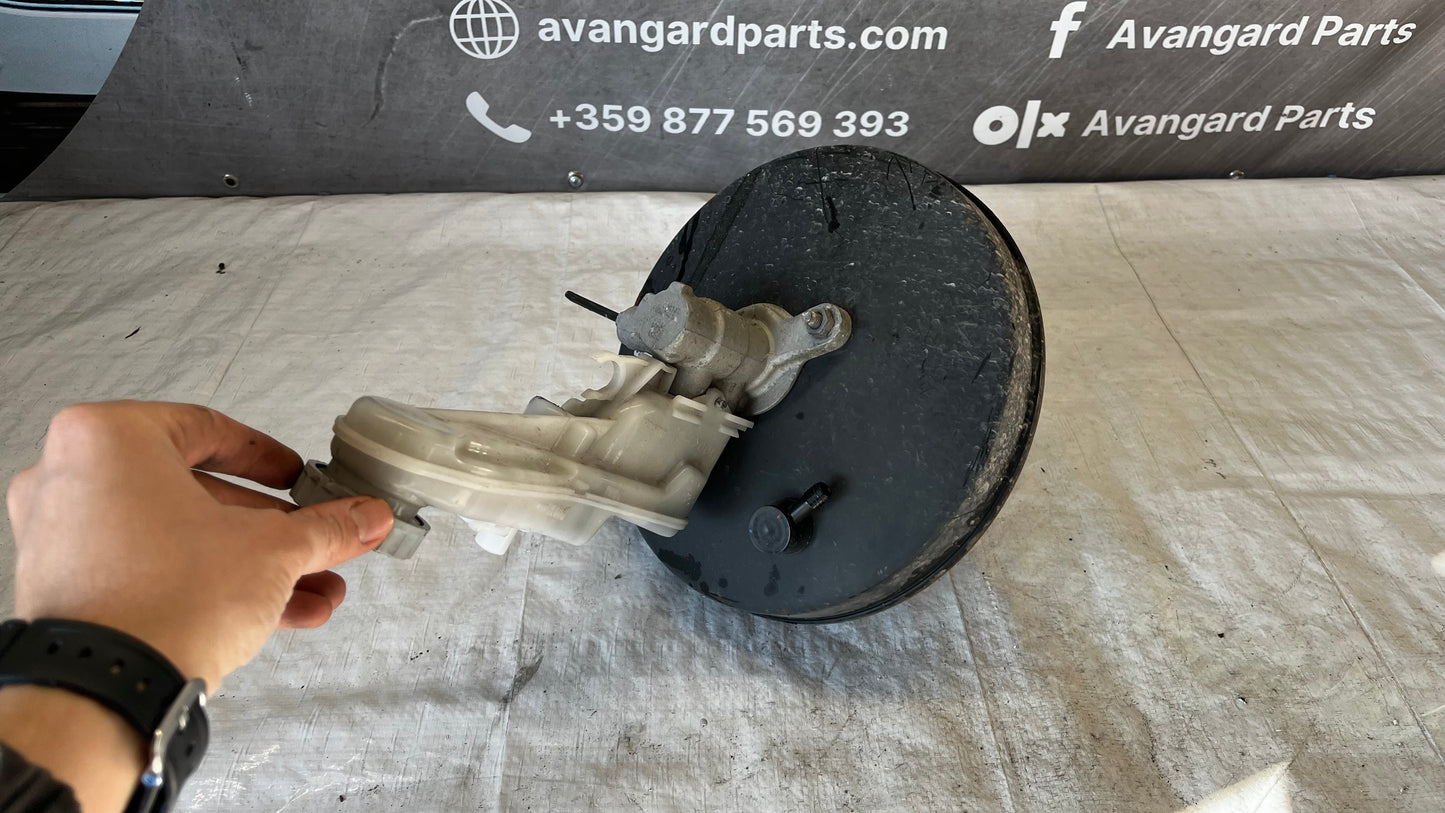 Suzuki SX4 1.6i серво с помпа