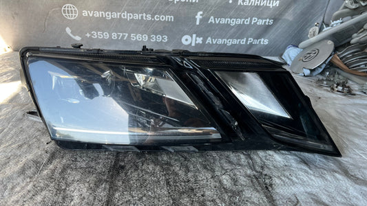 Skoda Octavia 3 десен фар