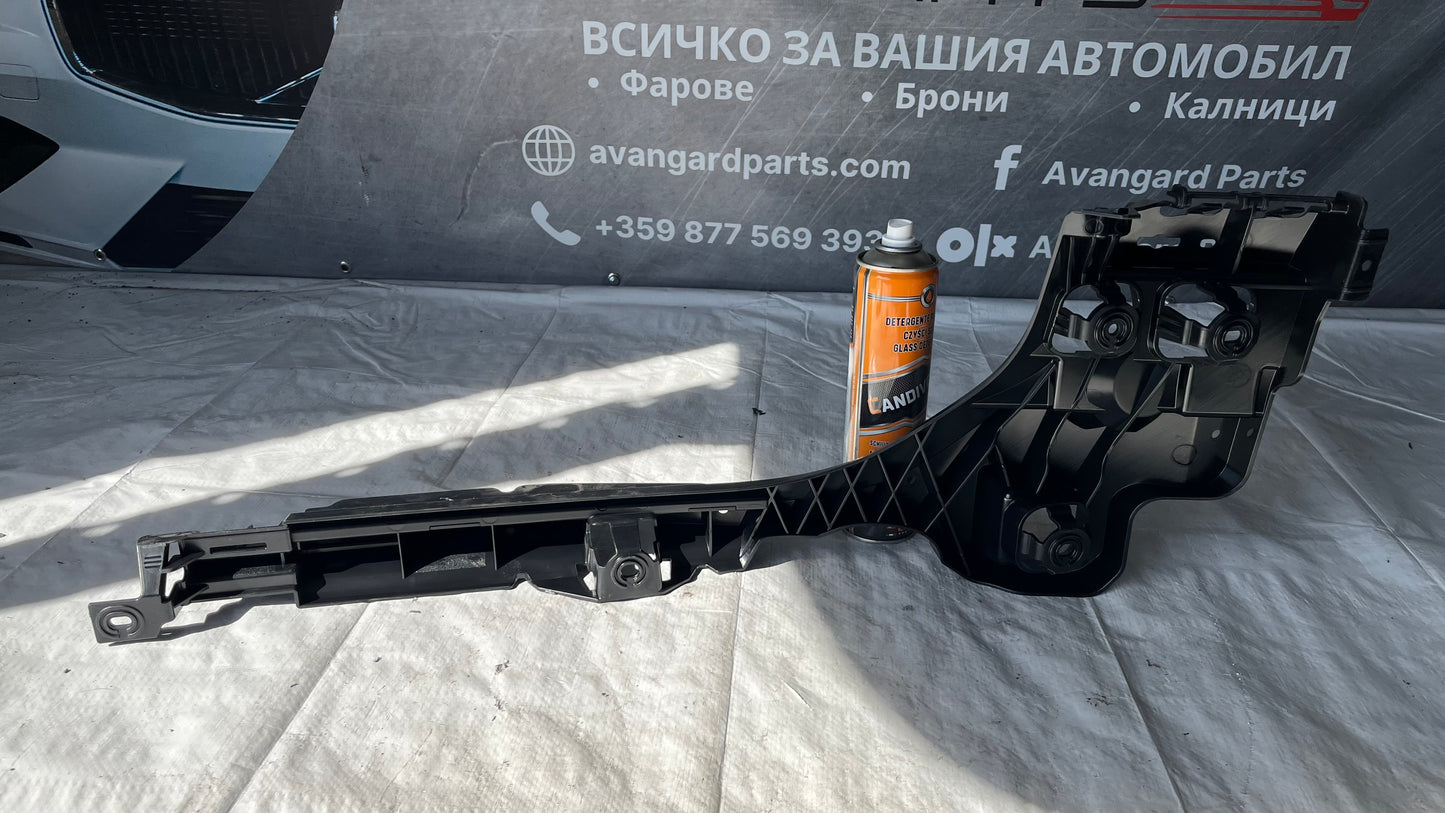 Десен държач за броня BMW 3 G20/G21 (2018-2024)