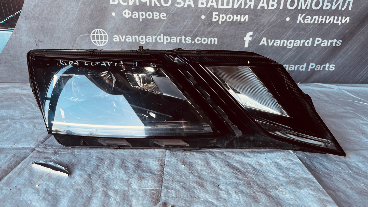Десен фар Skoda Octavia 3 2018-