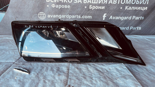 Десен фар Skoda Octavia 3 2018-