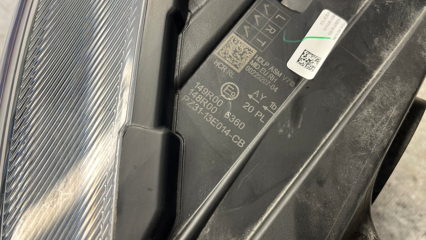 Ford Transit Custom десен фар