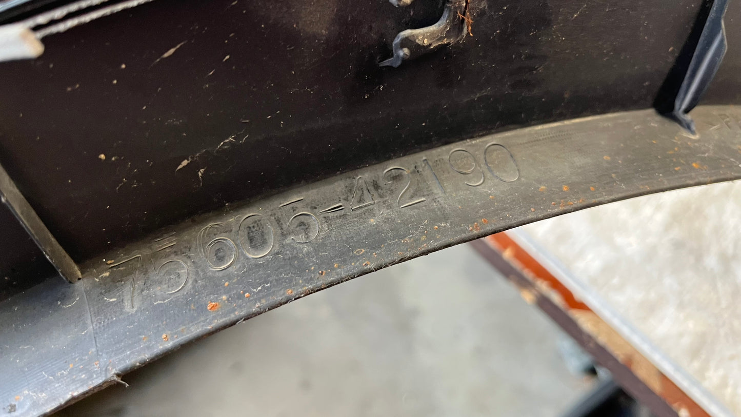 Toyota RAV4 12- вежда задна дясна