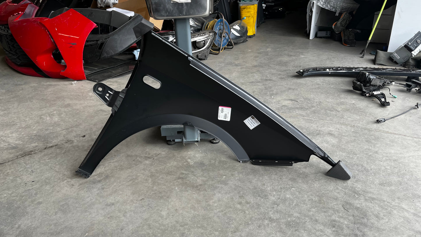 Seat Ibiza 4 ляв калник