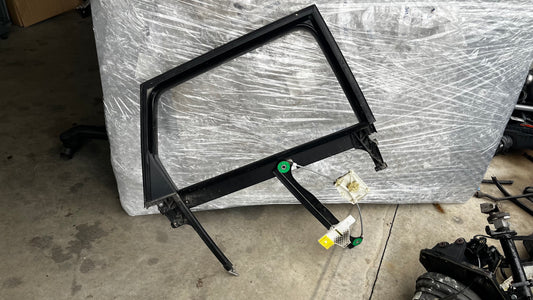 Audi A3 8P рамка на задна дясна врата