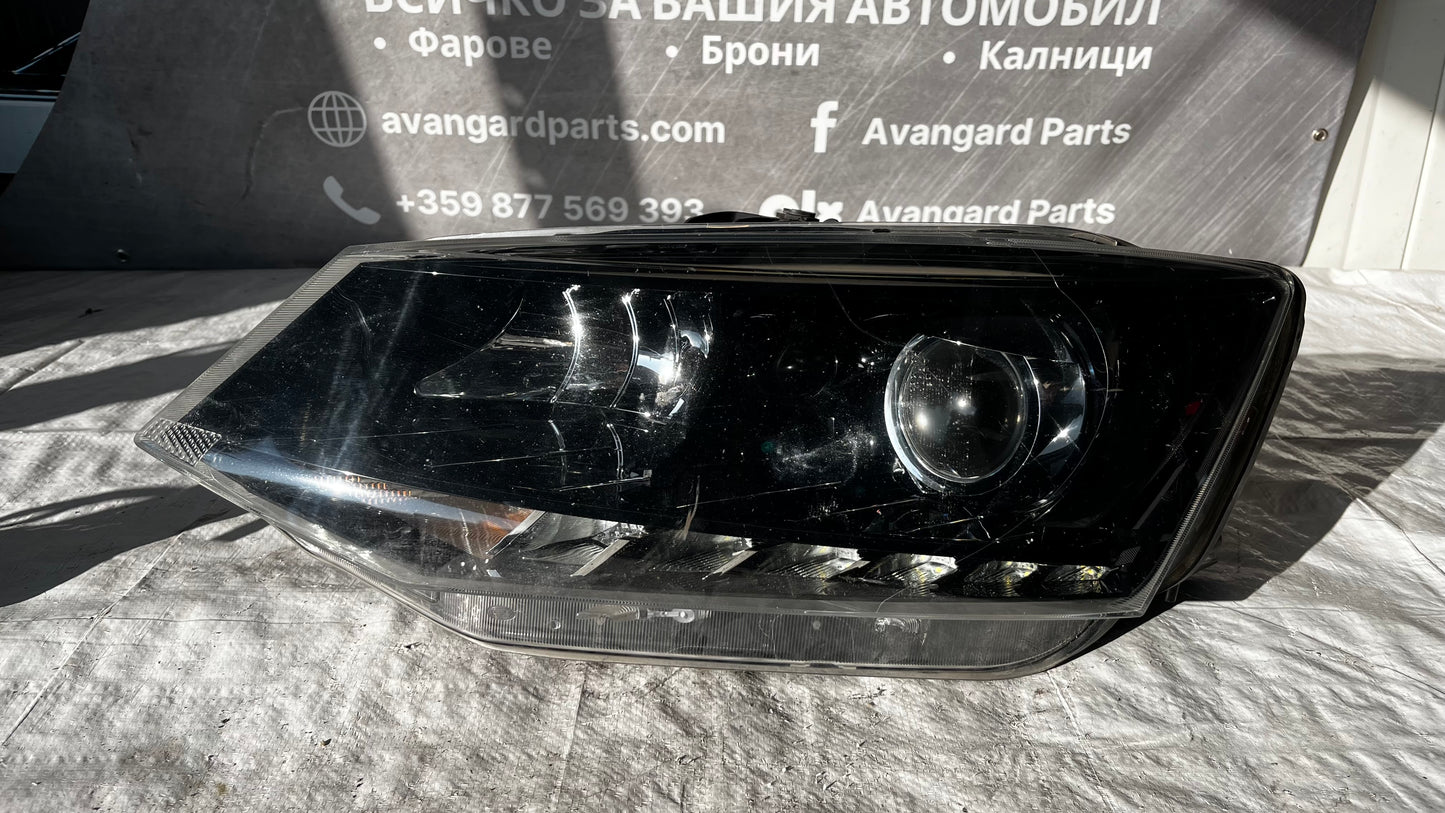 Skoda Fabia 3 15- ляв фар