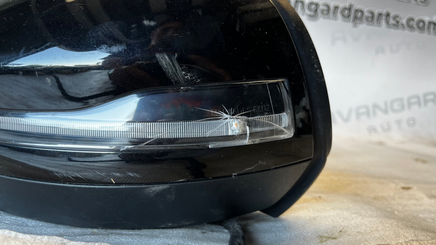Volkswagen Touran 2 ляво огледало
