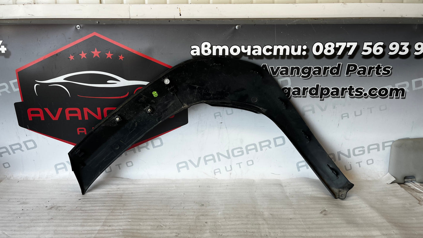 Toyota Yaris Cross вежда задна дясна