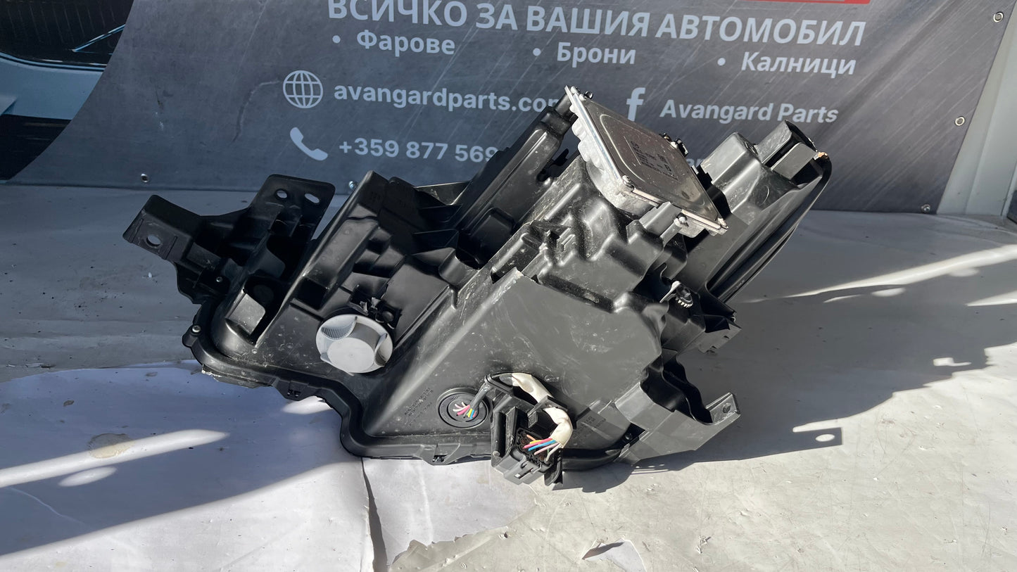 Десен фар Mazda 3 2019-