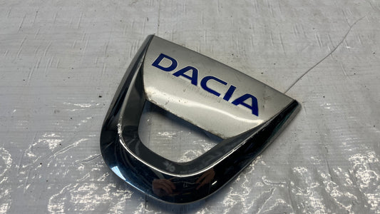 Dacia Duster емблема