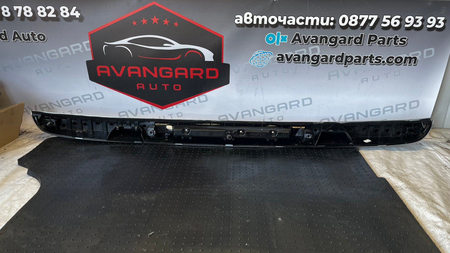 Mercedes V W447 AMG заден спойлер