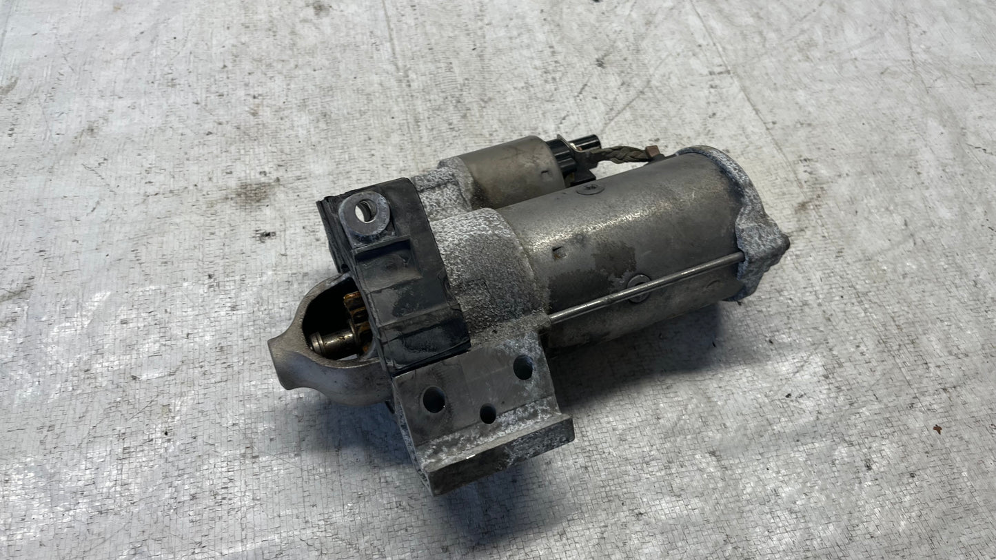 BMW 3 G20 2.0 бензин стартер