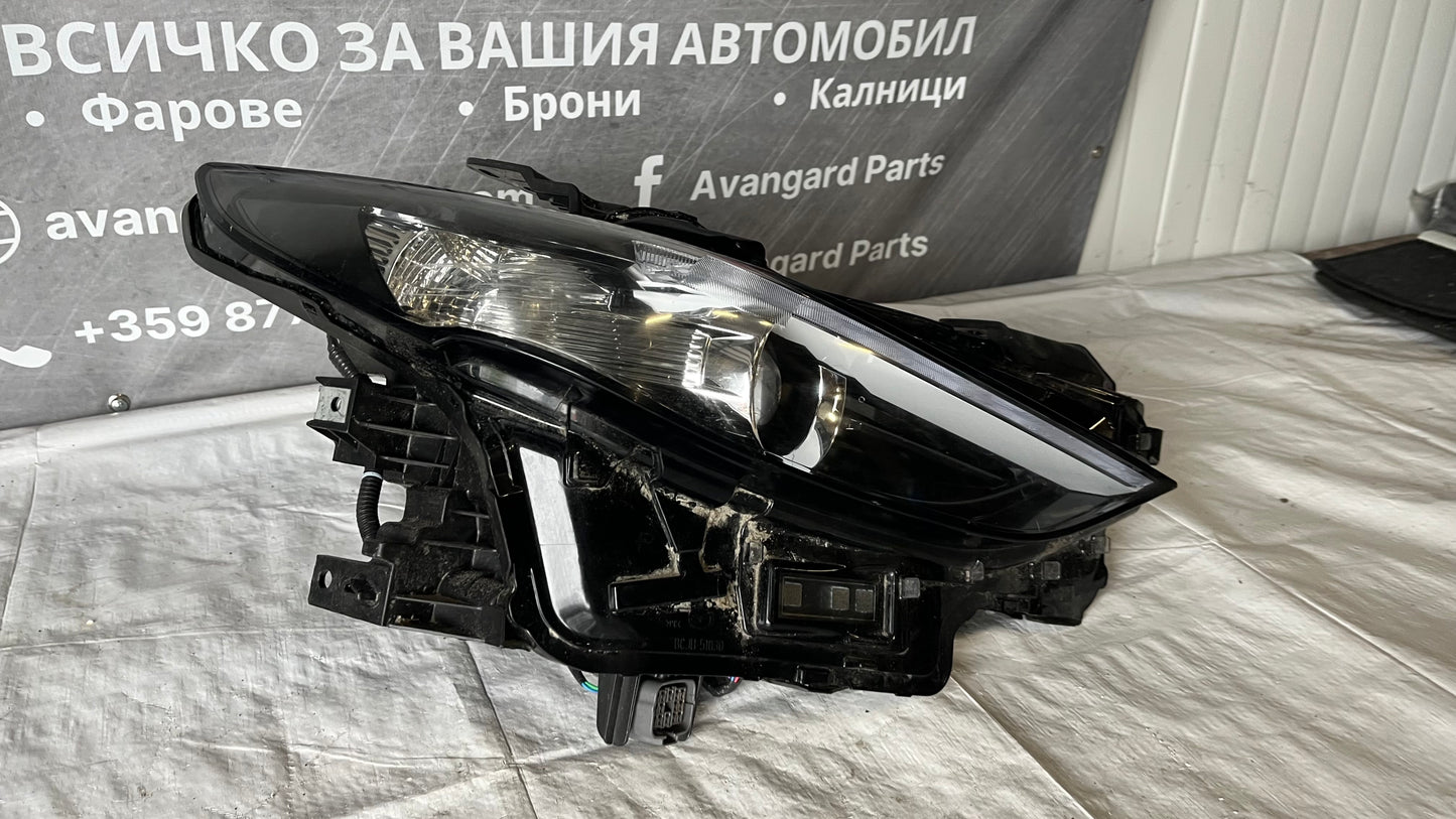 Десен фар Mazda 3 2014-2018