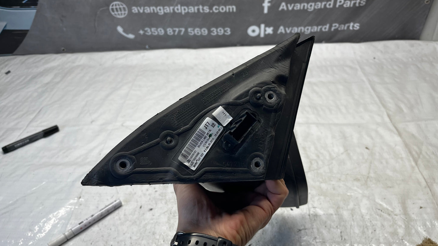 Opel Insignia дясно огледало