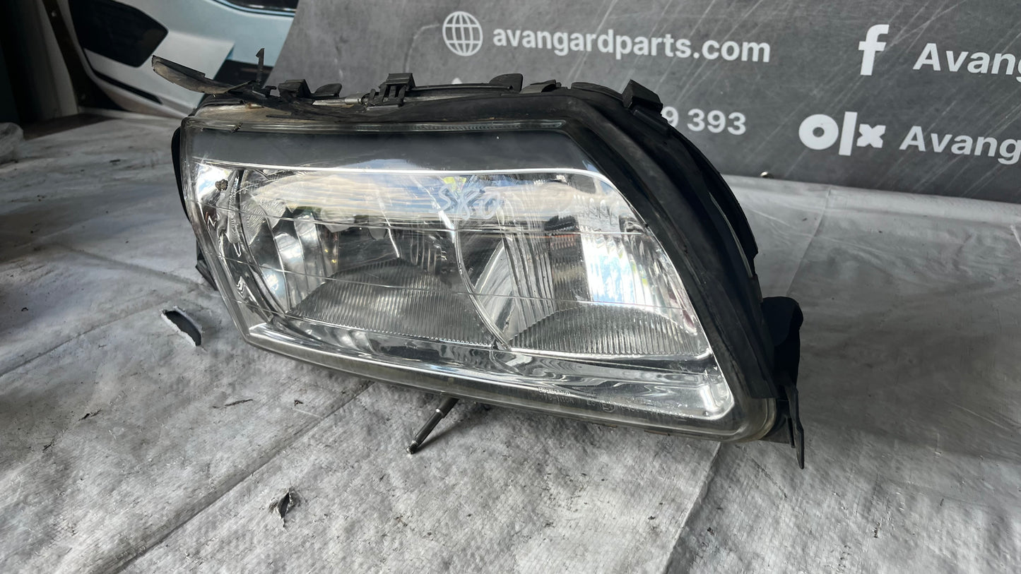 Десен фар Volvo S80 1999-2003