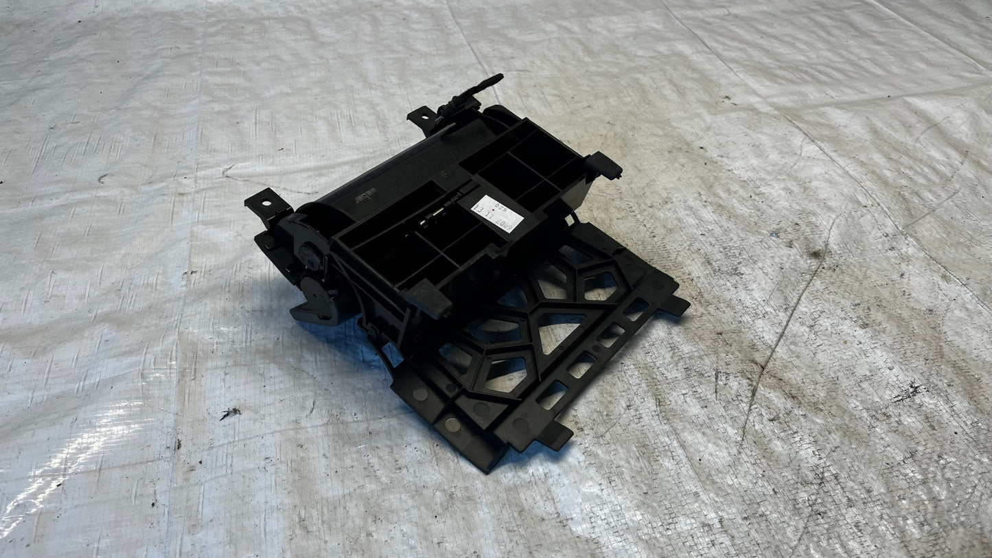 Audi A3 2003- пепелник