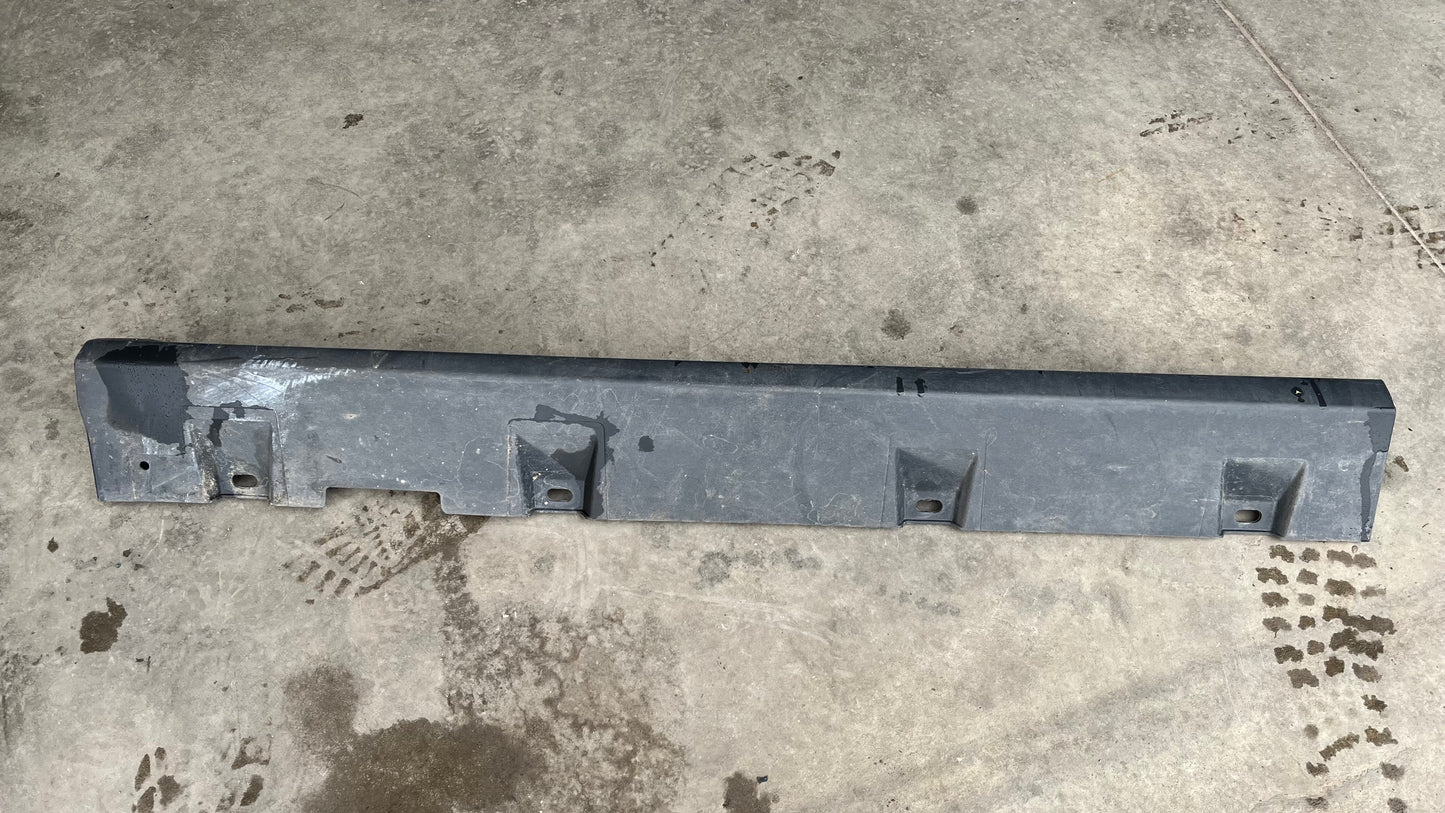 Ford Transit Courier ляв праг