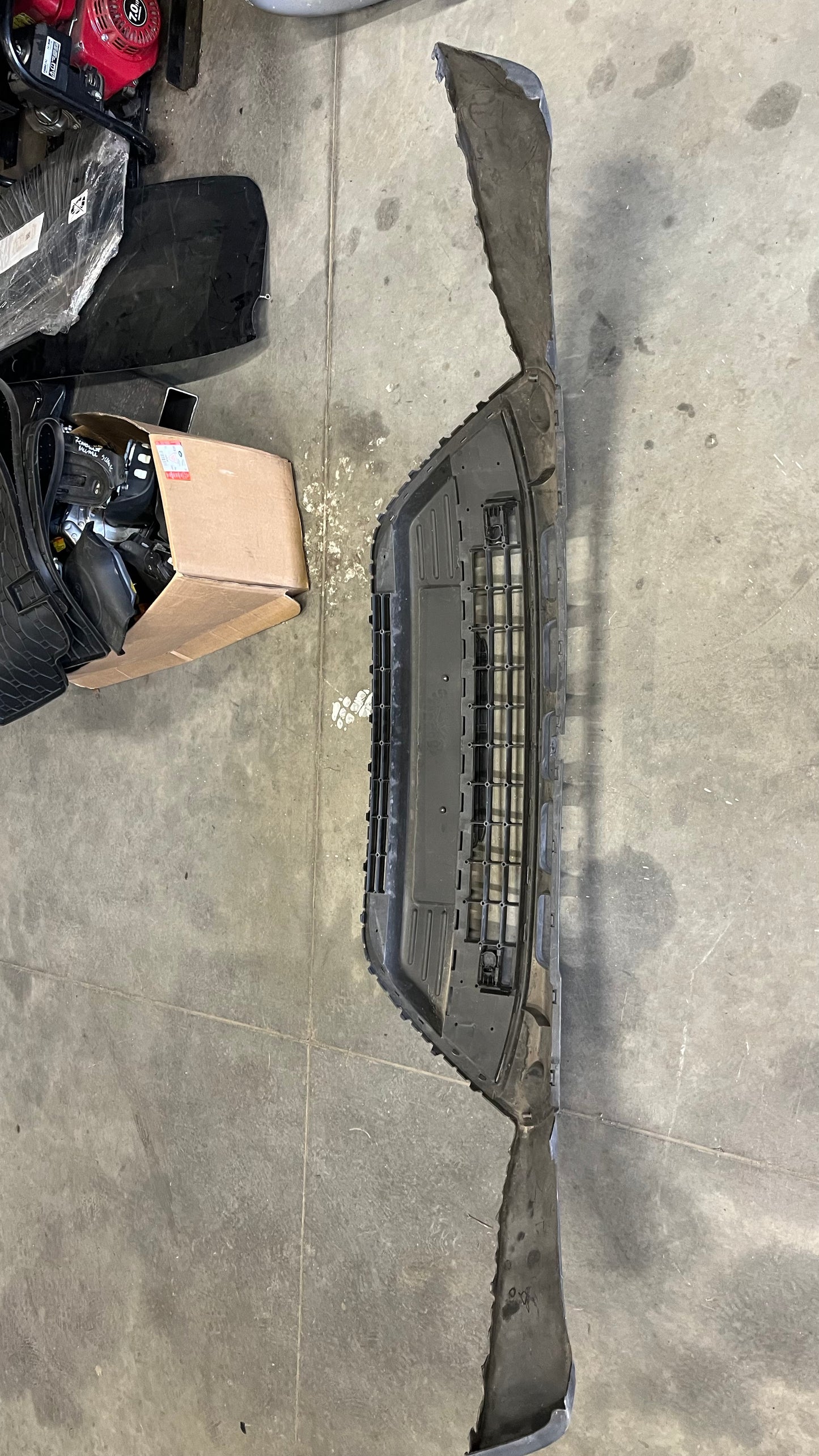 Ford Kuga 1 предна решетка