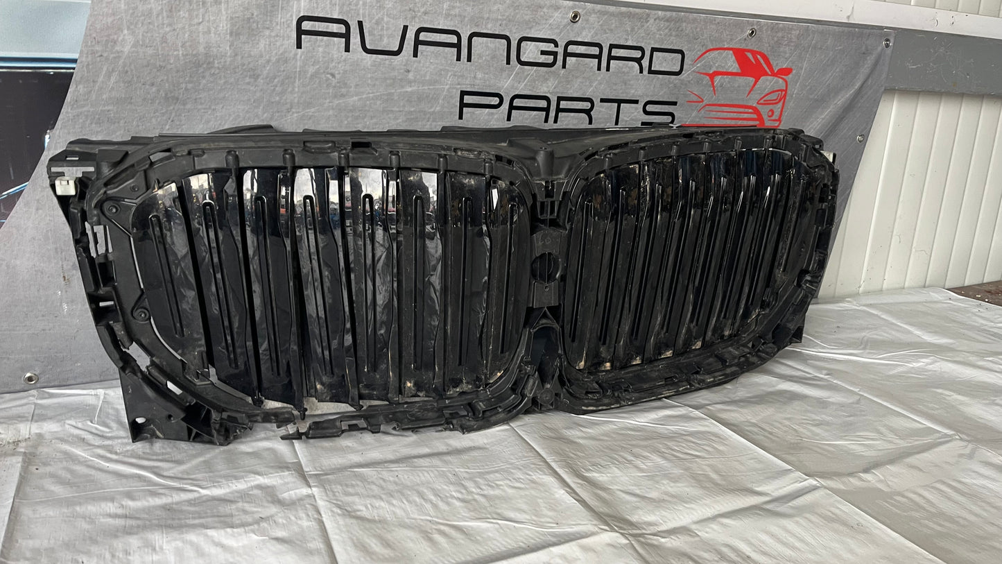 Предна решетка BMW X5 G05 2019-