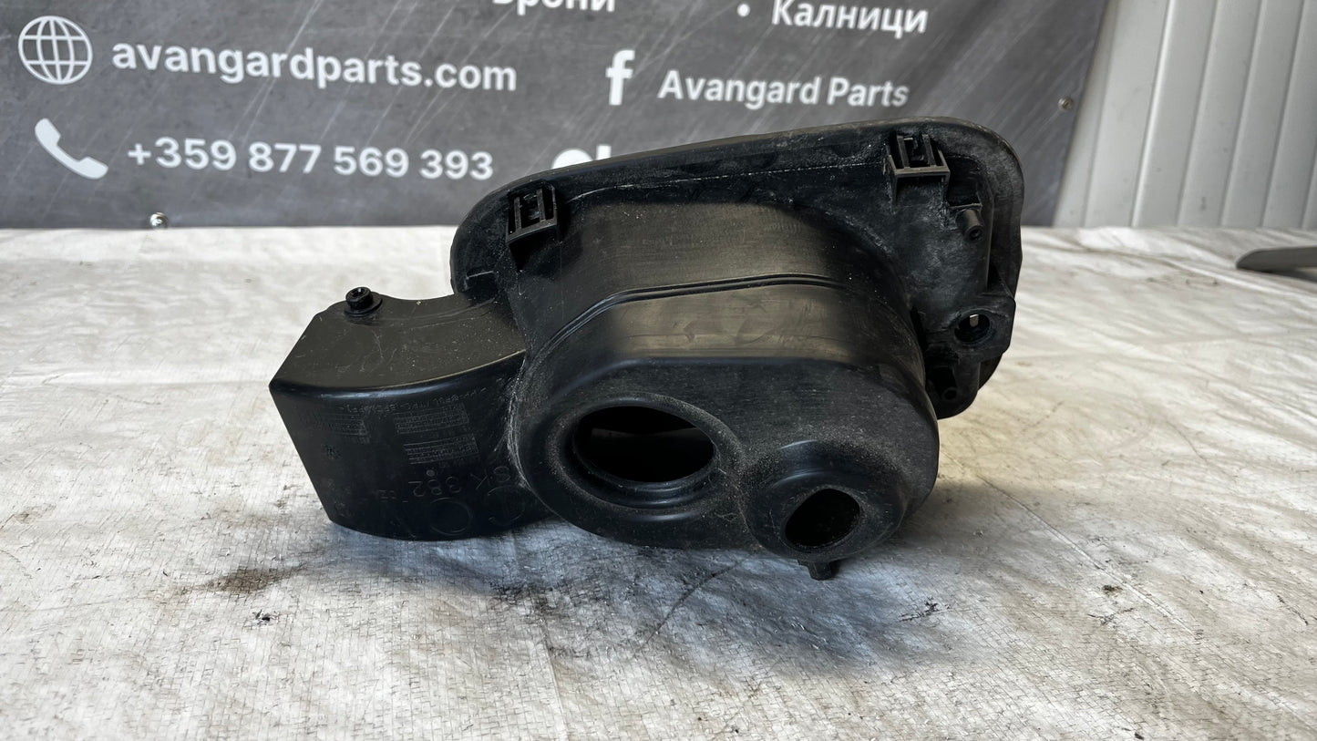 Skoda Octavia 4 гнездо на резервоар