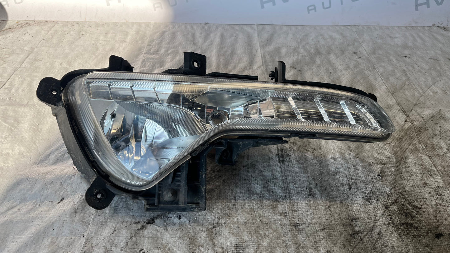 Kia Sportage 11- десен халоген