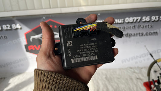 Ford Kuga 2 модул врата