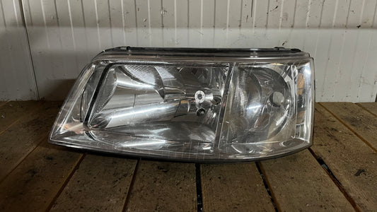 Ляв фар Volkswagen T5 Transporter