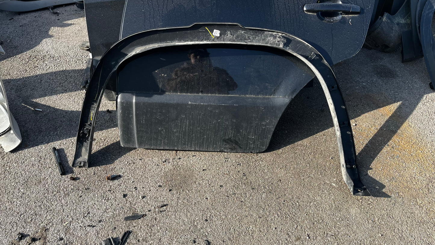 Volkswagen Amarok 22- вежда задна лява
