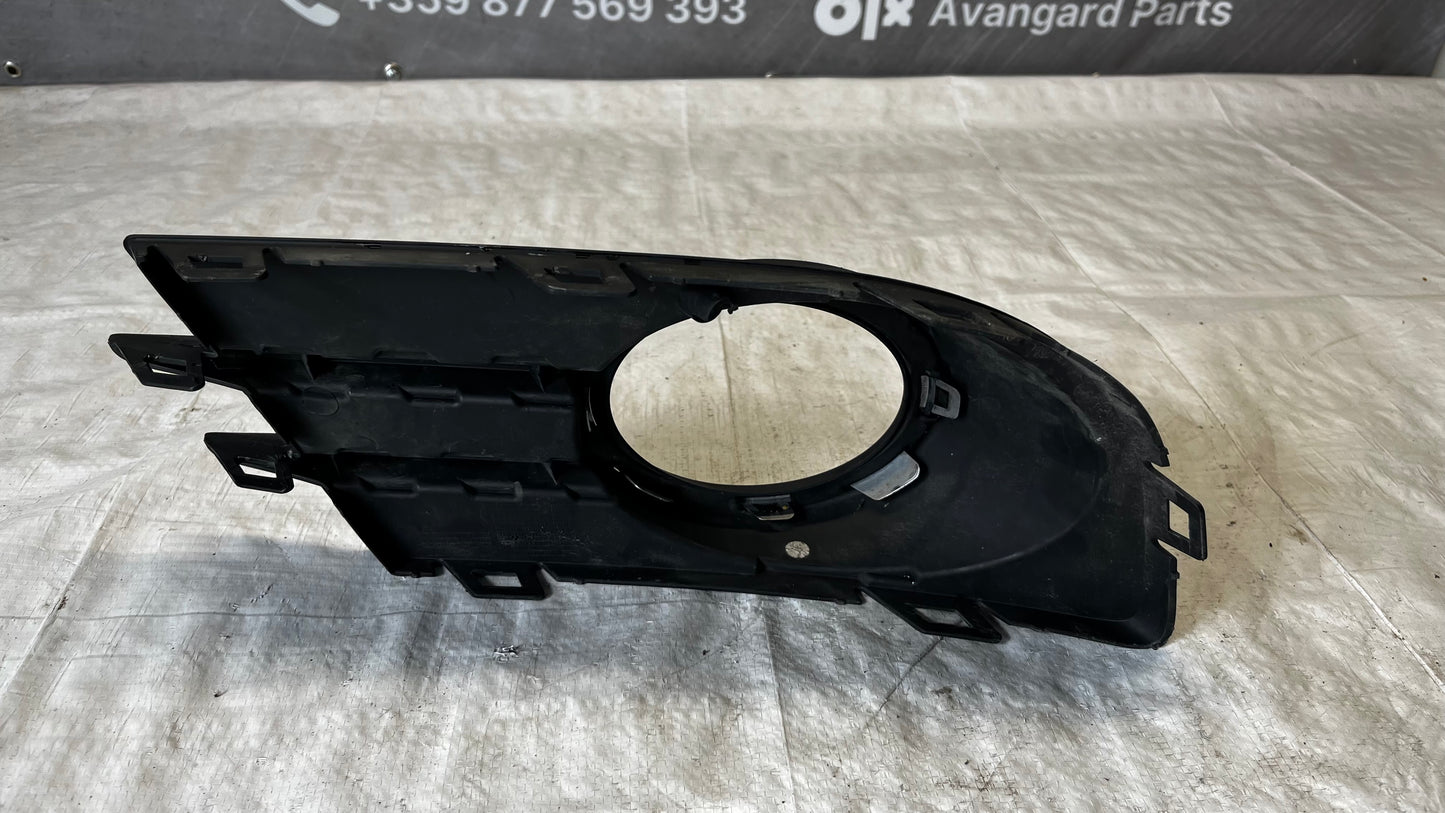 Volkswagen Tiguan 1 лява решетка за халоген