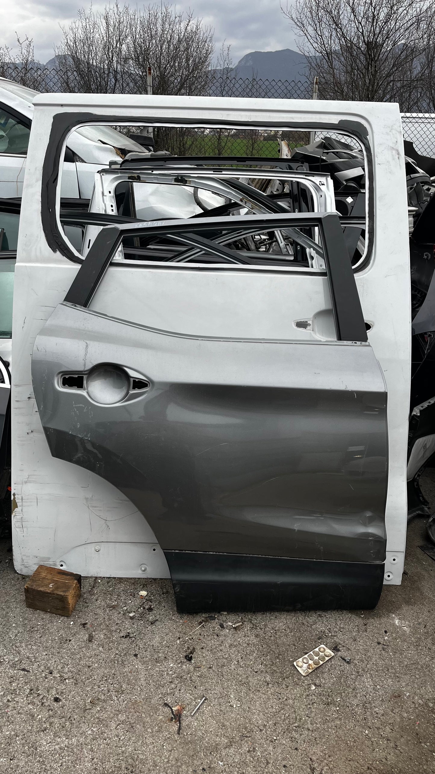 Nissan Qashqai J11 задна дясна врата