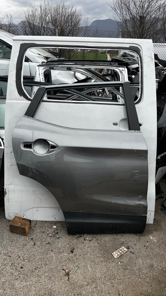 Nissan Qashqai J11 задна дясна врата