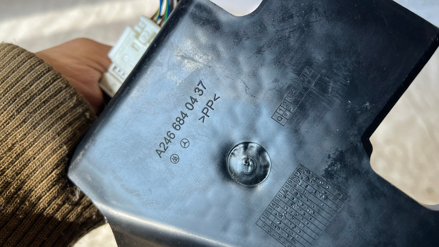 Mercedes B W246 интериорен панел