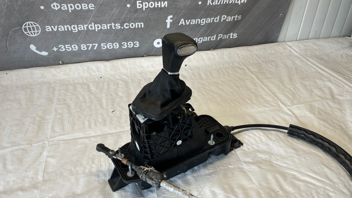 Audi Q3 механизъм скоростен лост