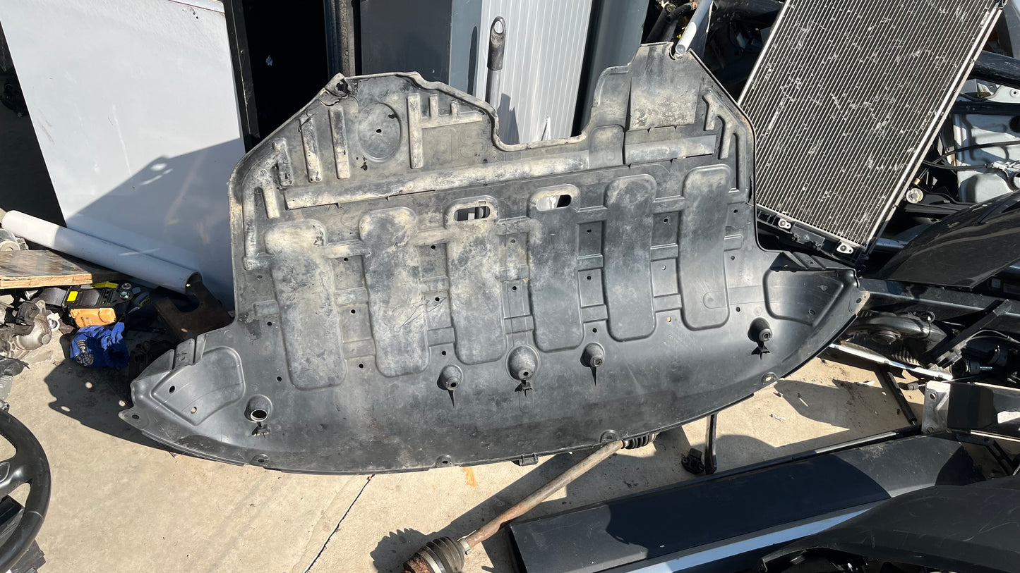 Kia Sportage 3 кора под двигател