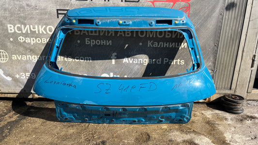 Багажна врата Citroen C4 Cactus 2014-2020
